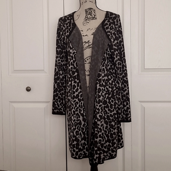 NY Collection Sweaters - 🖤NY Collection Cardigan